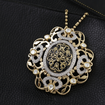 Noir Royale Filigree Pendant